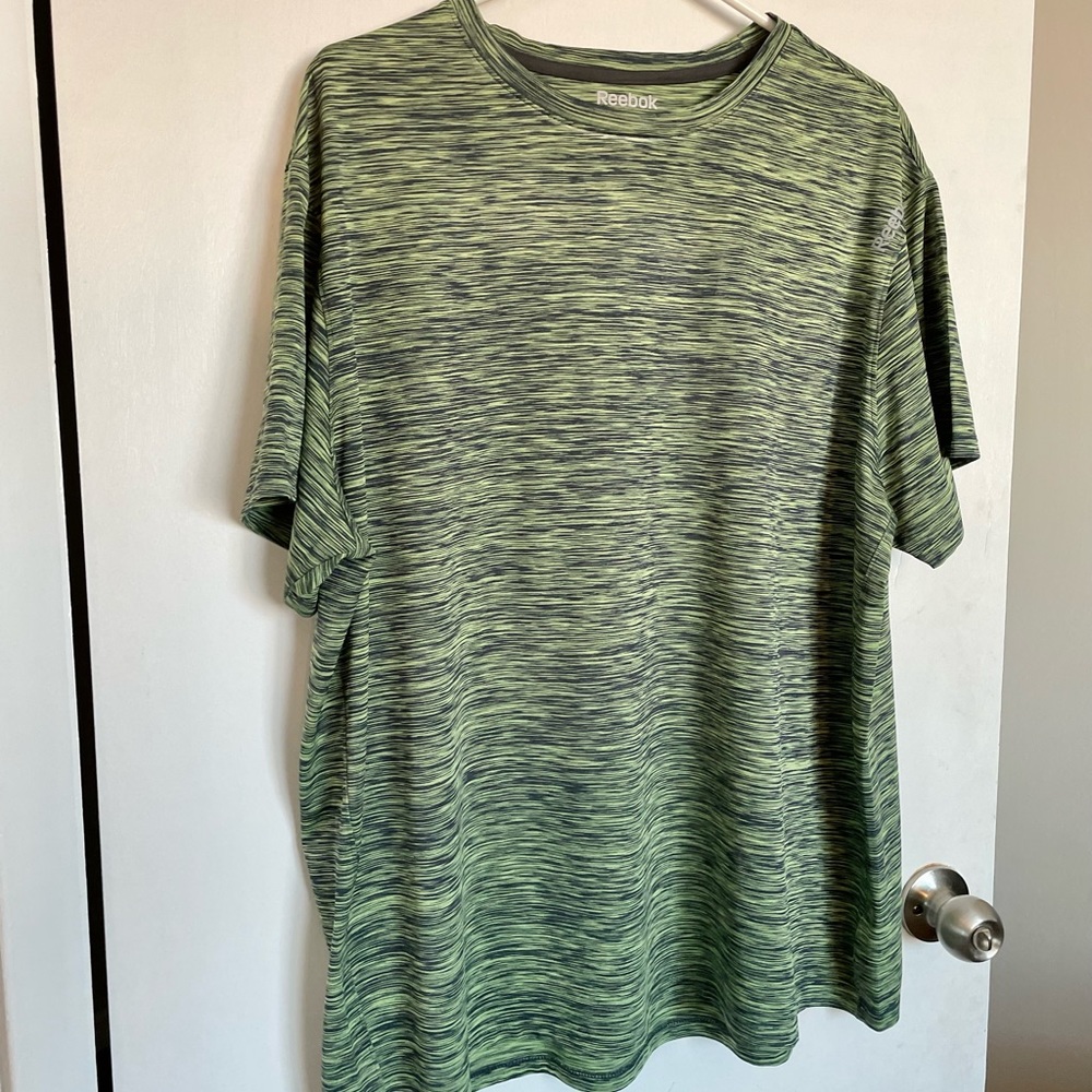 Reebok Active Performance Lightweight Top - Size … - image 2